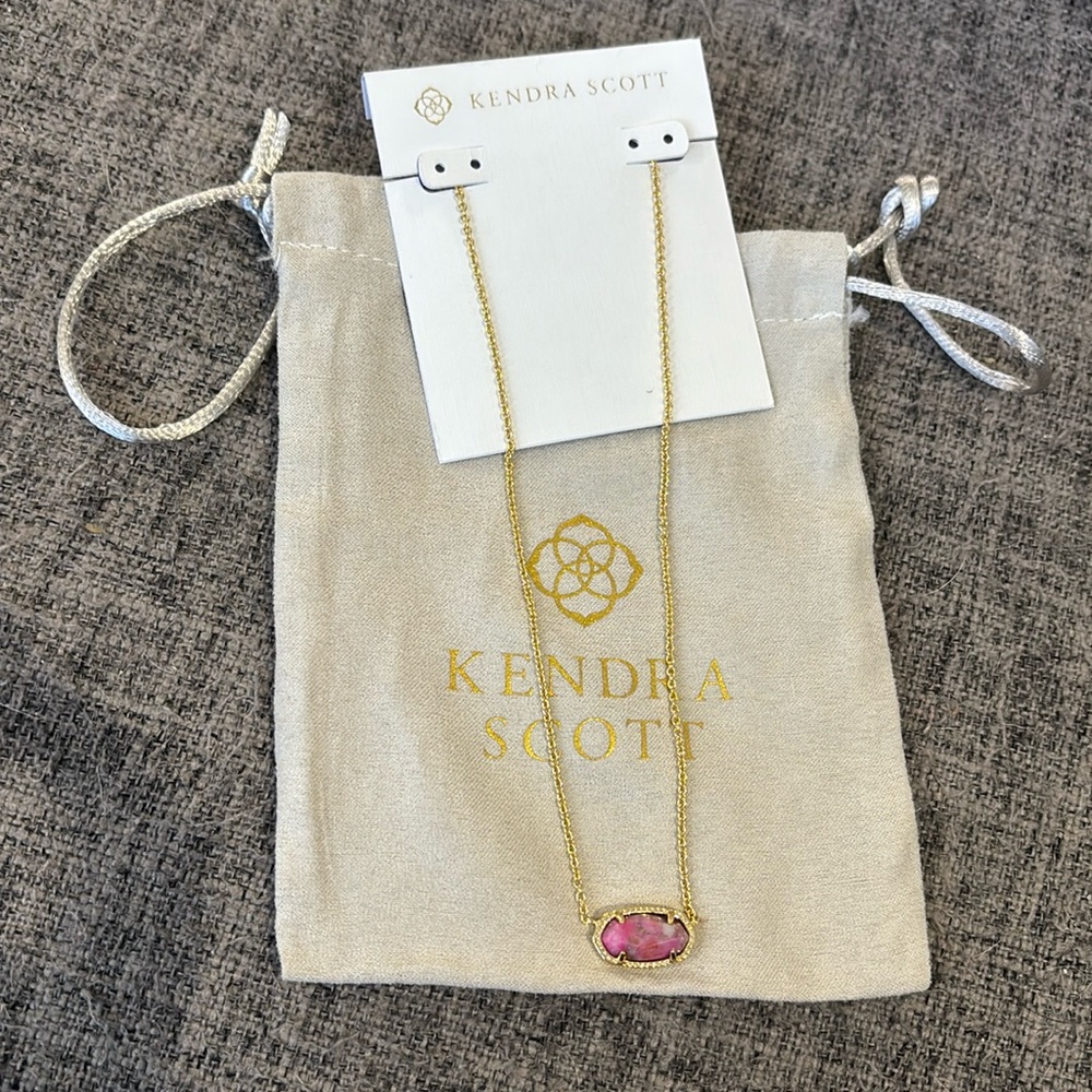 Kendra Scott NWT pink marbled Elisa 15” w/ 2” extender gold necklace w/ dustbag